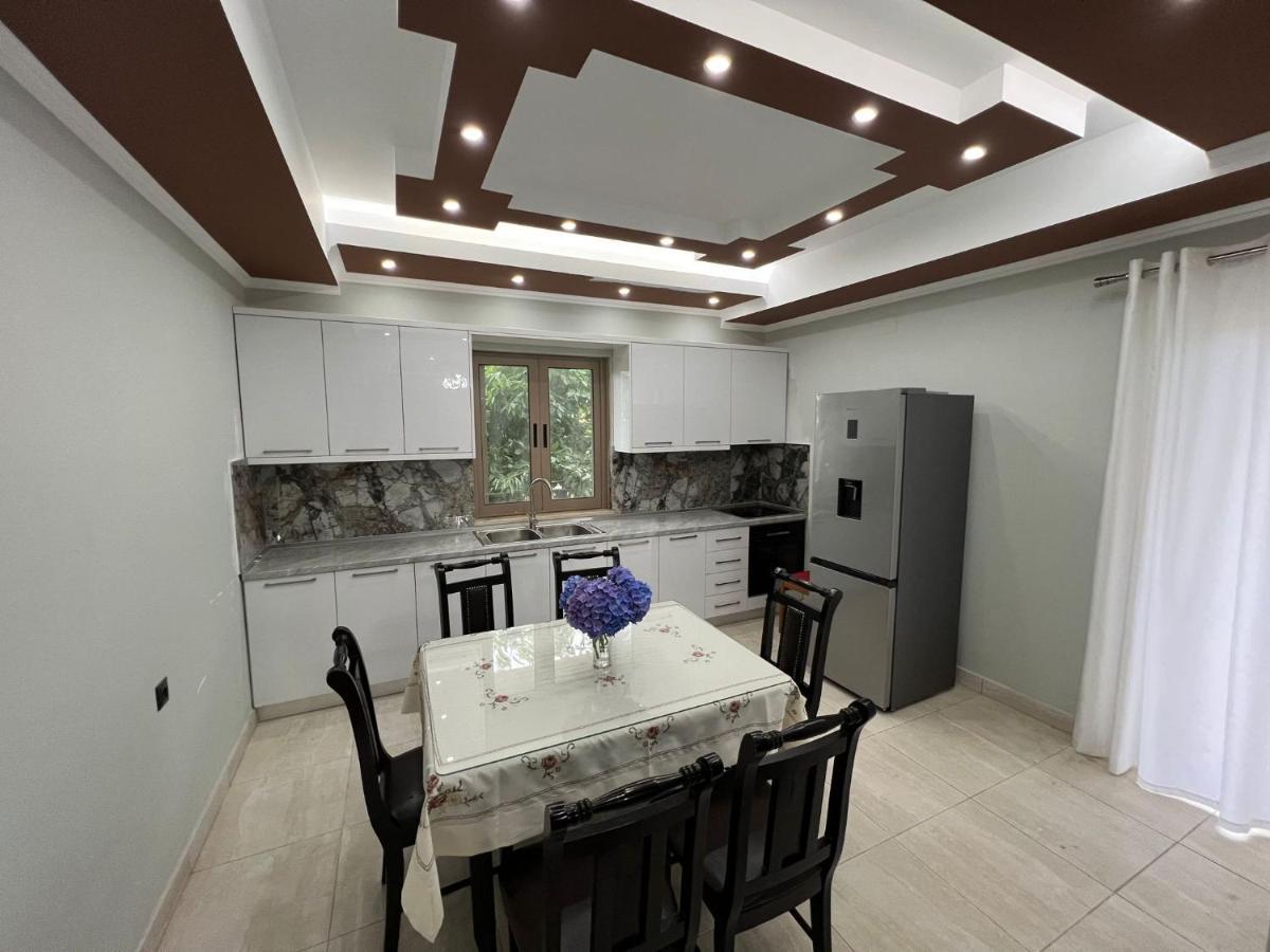 Union Villa Shkoder Exterior photo
