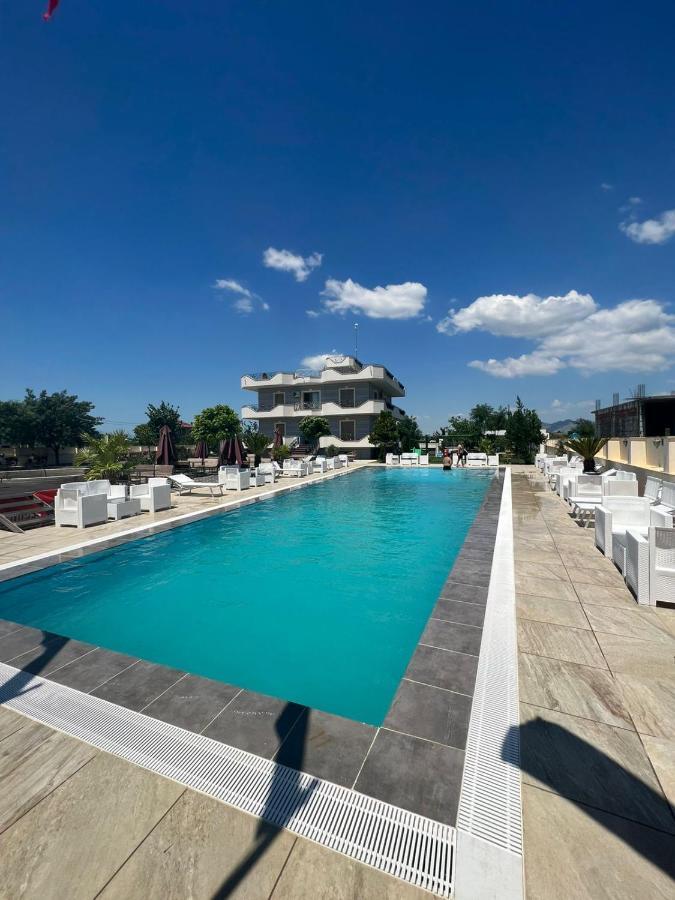 Union Villa Shkoder Exterior photo